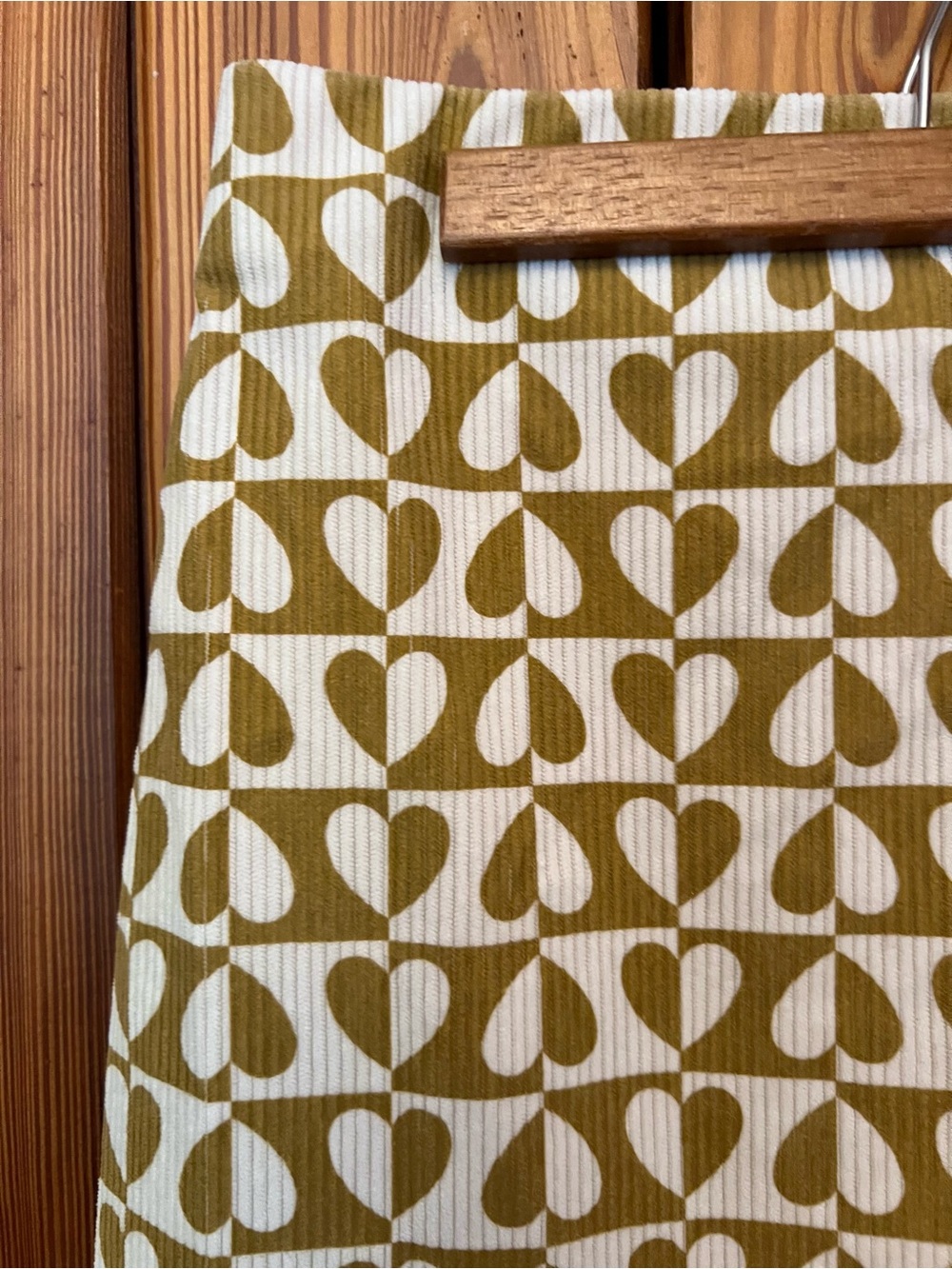 Elodie Mustard & Cream Heart-Print Corduroy Skirt M Retro Mod